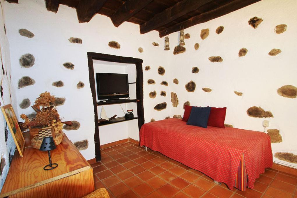 Casa Rural Los Aromos - Wunderschones Landhaus Mit Meerblick 헤르미가 외부 사진